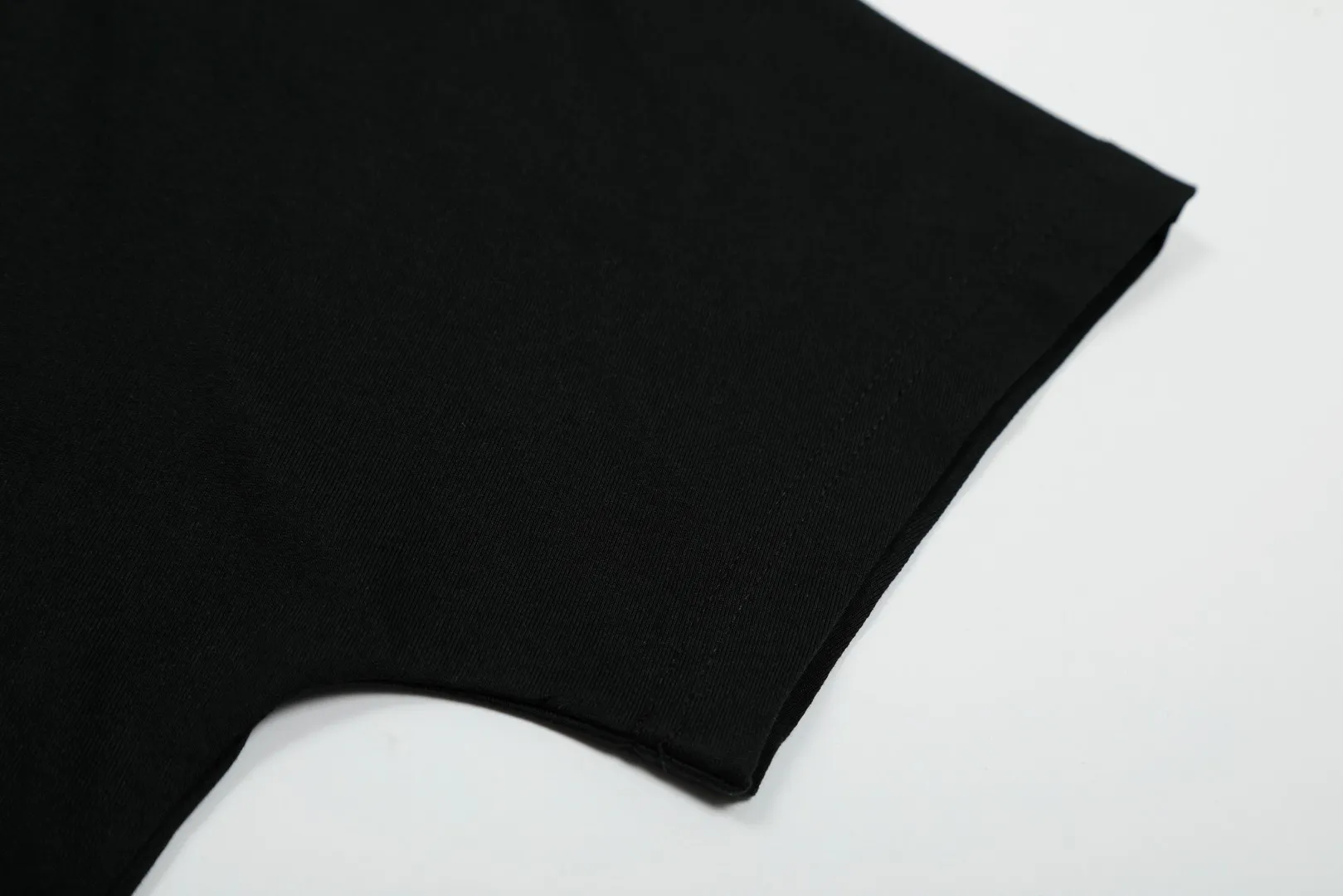 SAINT vintage US trendy special version one-piece short-sleeved T-shirt Wholesale price: 118 Size: M L XL Style number: 2151 Color: black